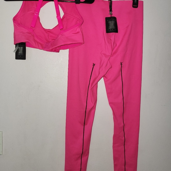 SAvage Fenty Workout Apparel Con Cords - Picture 14 of 16